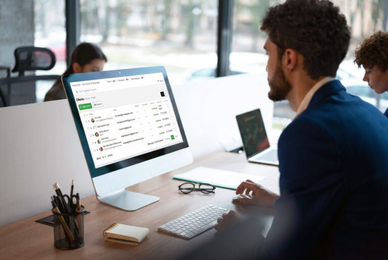 What is CRM (Customer Relationship Management)